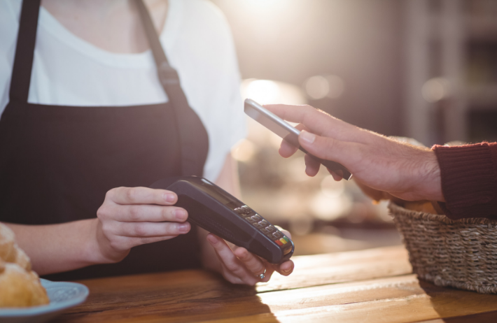 Smartphone Digital Wallets – $22b of bank revenue at risk